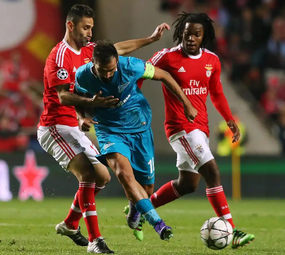 爱游戏娱乐清晨葡超传出新动向；西汉姆篮板制胜；管理层表态：压力陡增；团队化学反应显著的简单介绍