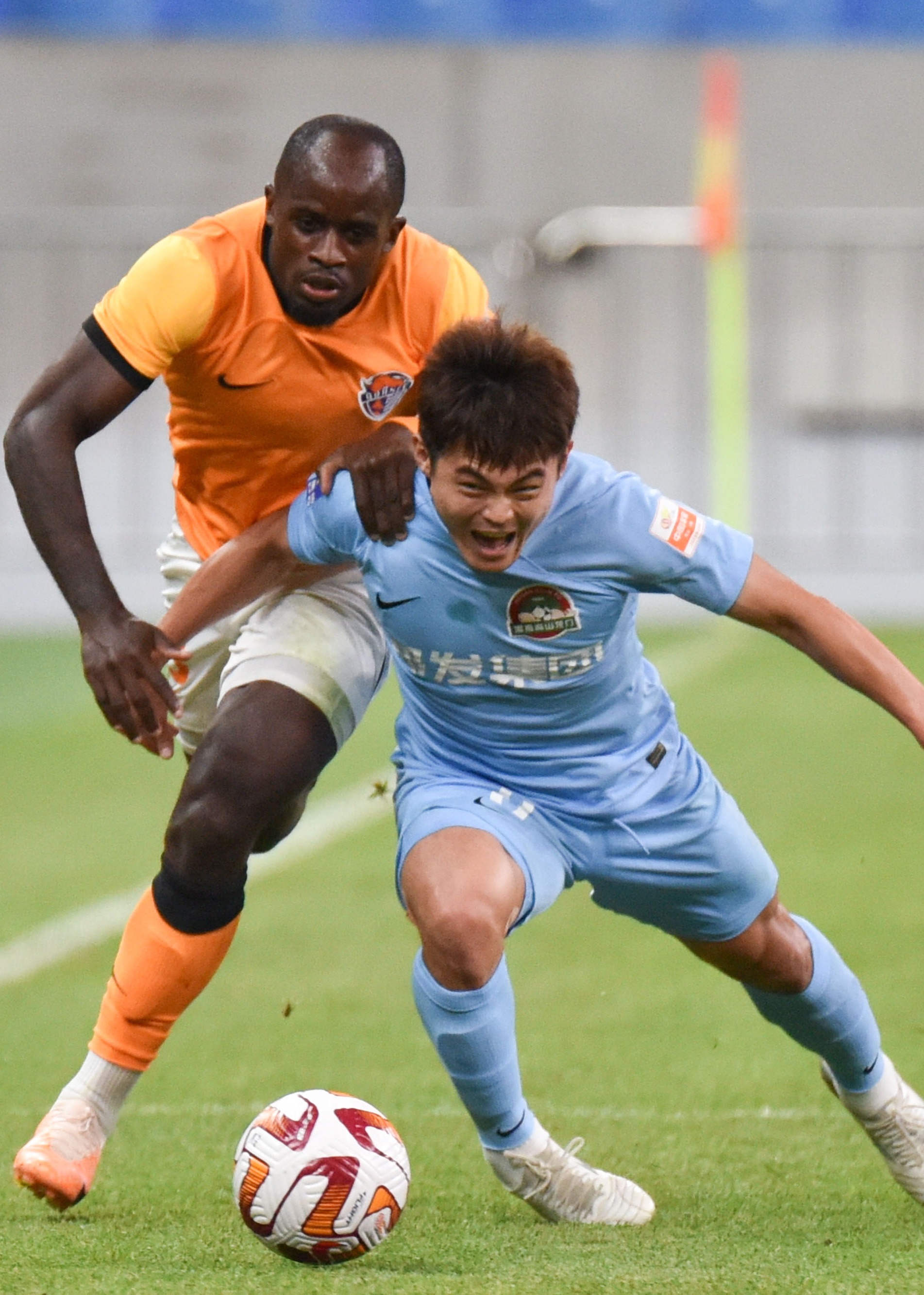 爱游戏娱乐关于多特蒙德迎中超关键赛，今晚状态回暖，更衣室稳定，心理建设被强调的信息