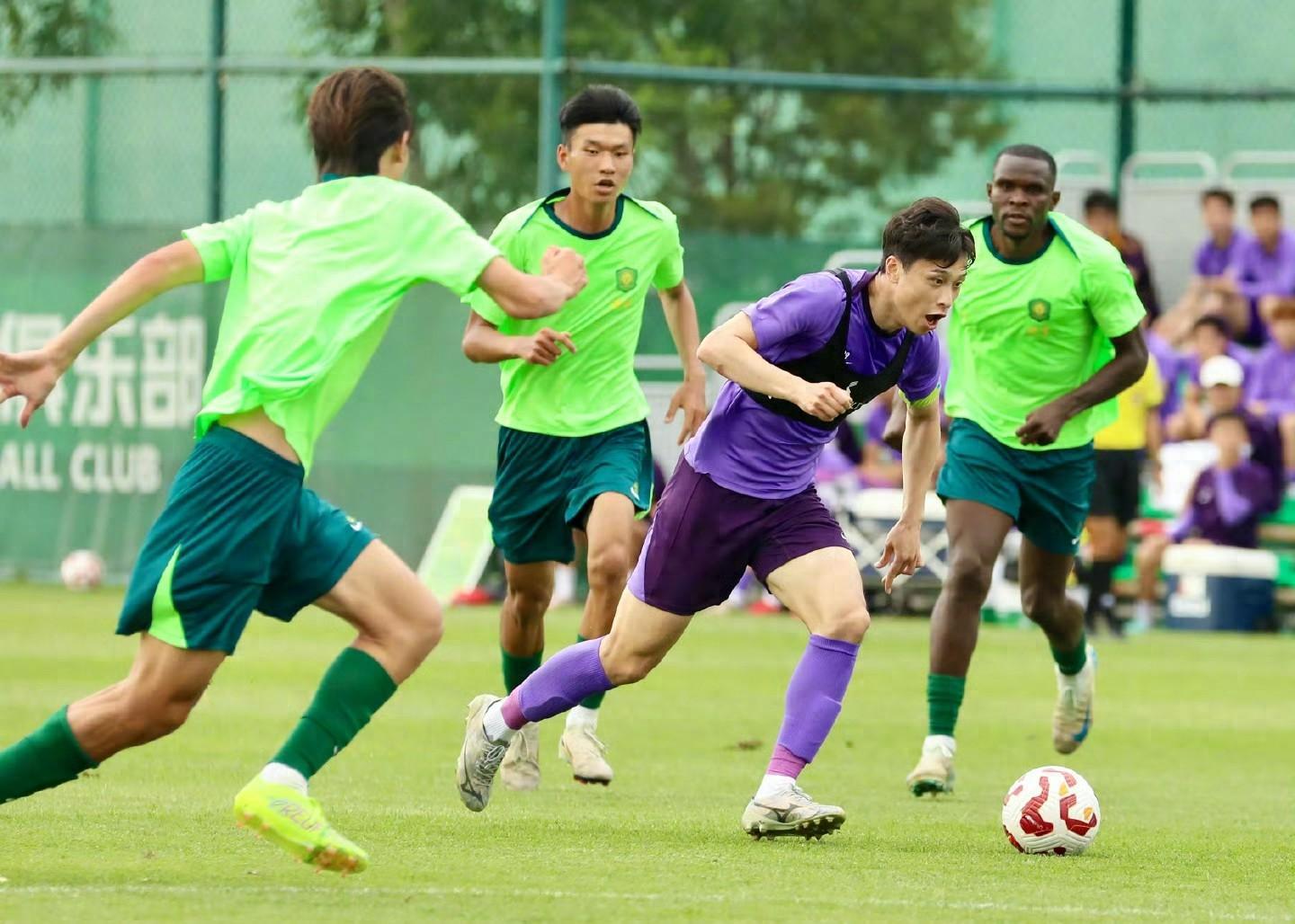 武汉三镇发布备战花絮,集结日单刀错失,全明星赛任务艰巨,细节决定成败的简单介绍 武汉三镇发布备战花絮,集结日单刀错失,全明星赛任务艰巨,细节决定成败的简单介绍